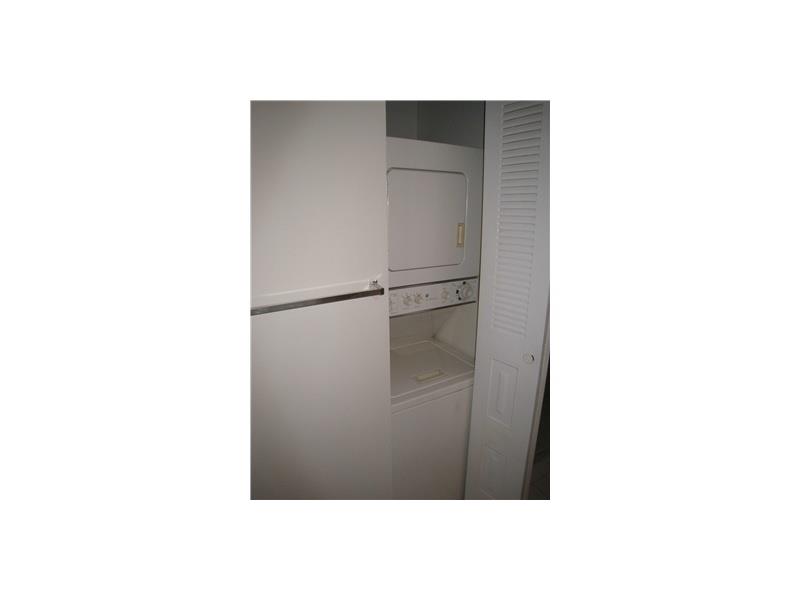 PARADISE COVE - Residential Lease