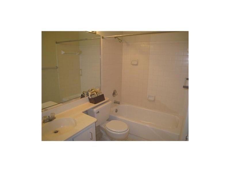 PARADISE COVE - Residential Lease