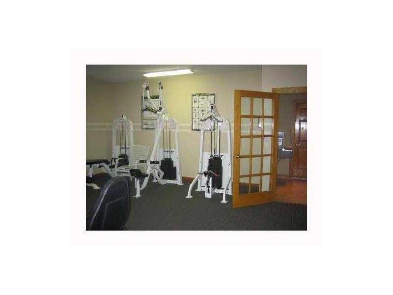 PARADISE COVE - Residential Lease