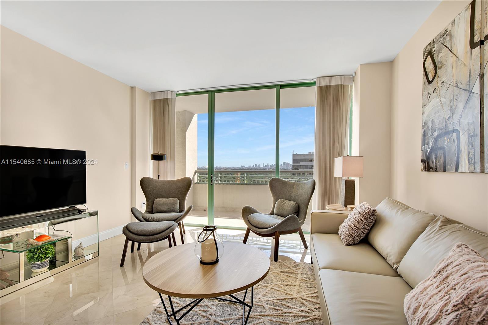 THE EXECUTIVE RESIDENCES - Residential Lease