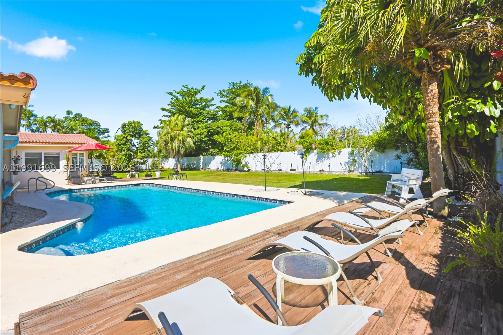 HEFTLER HOMES SUNSET PARK - Residential
