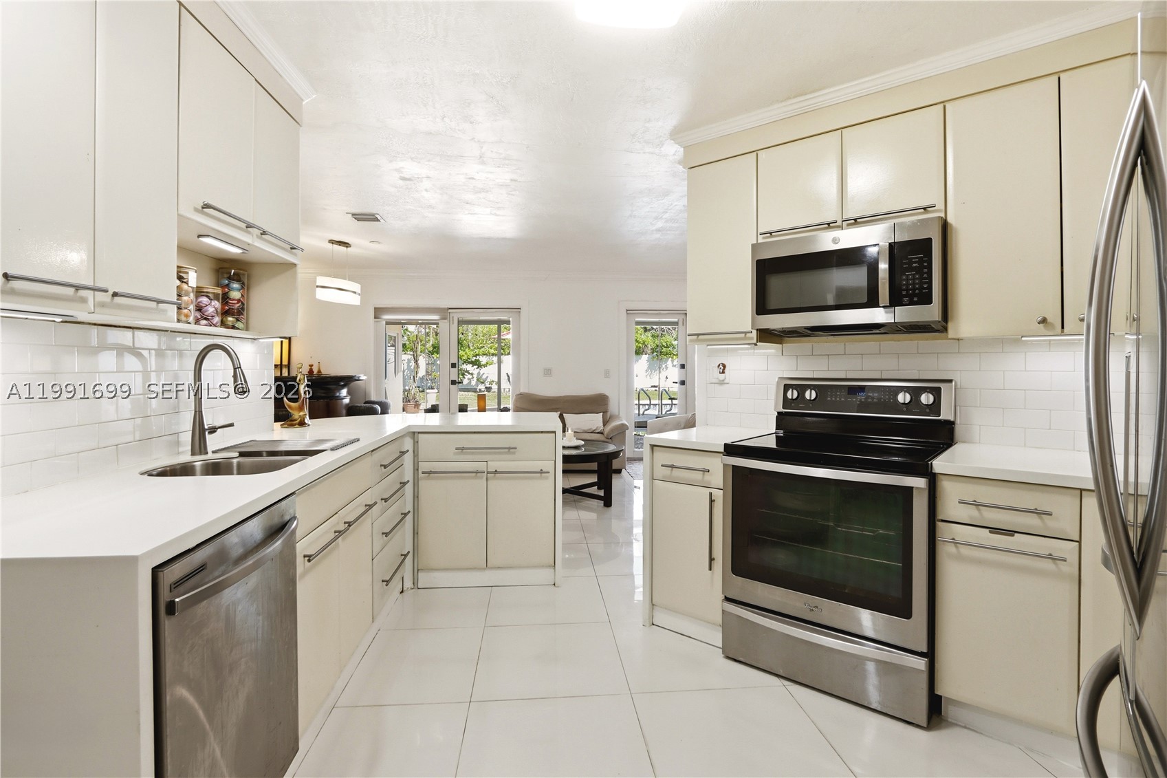 HEFTLER HOMES SUNSET PARK - Residential