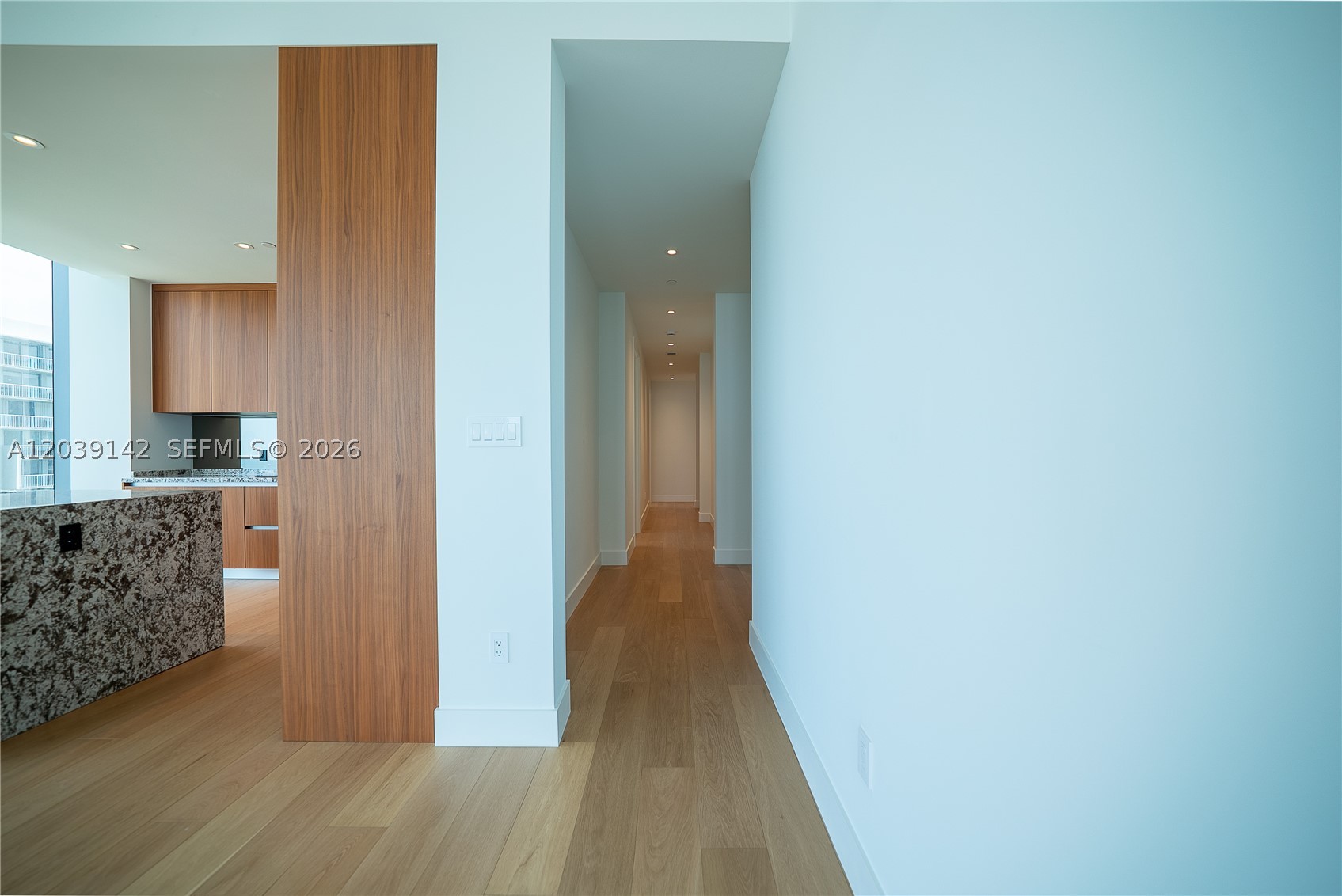Una Residences - Residential