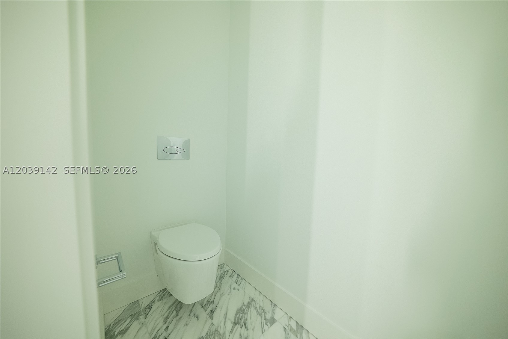 Una Residences - Residential