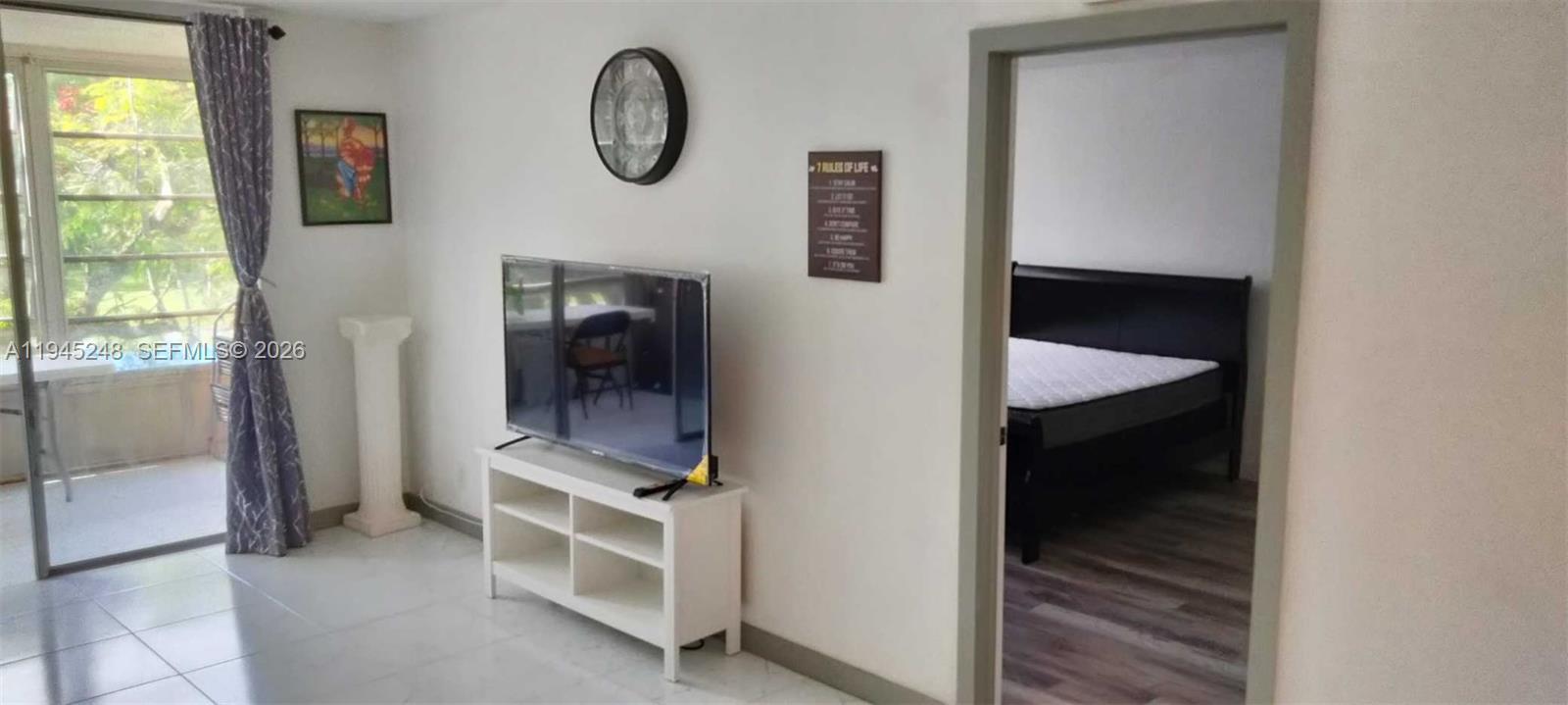 CYPRESS CHASE CONDO NO 6 - Residential