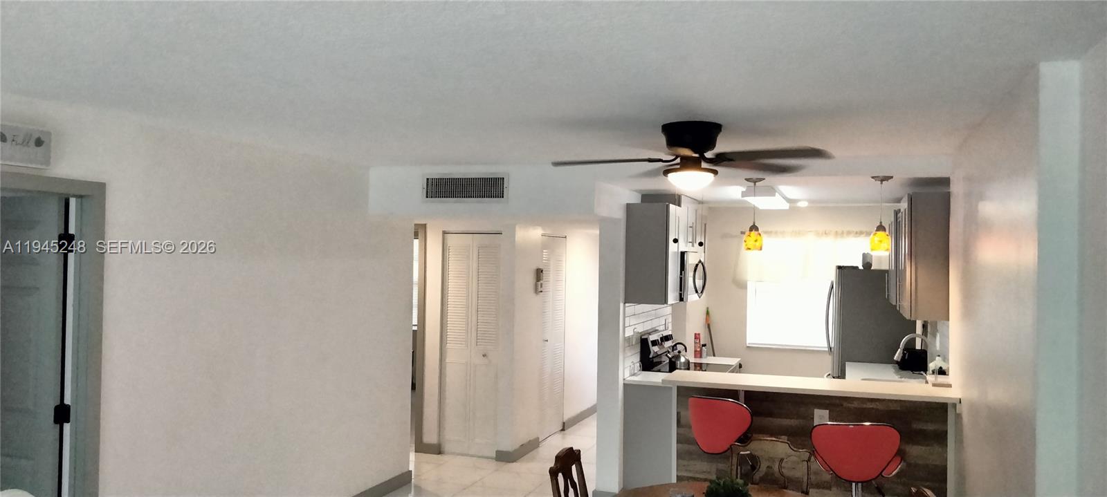 CYPRESS CHASE CONDO NO 6 - Residential