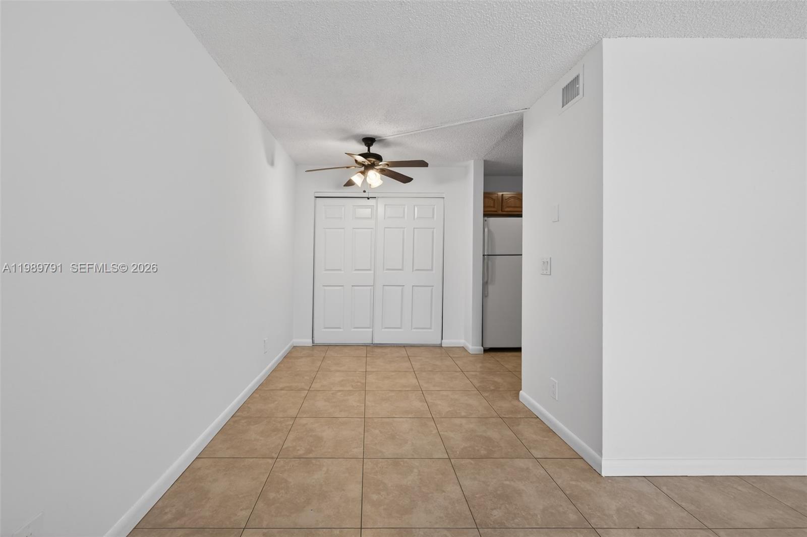 CORAL SPRINGS VILLAS COND - Residential