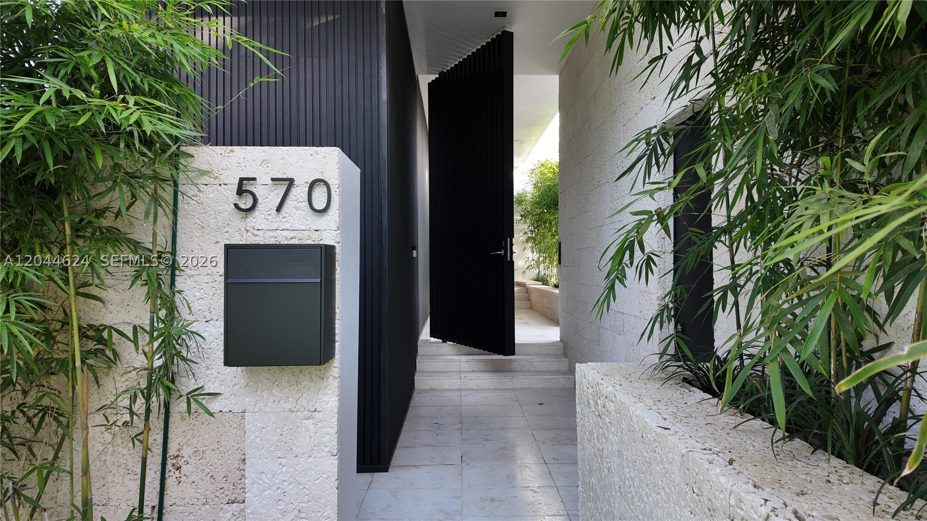NORMANDY GOLF COURSE - Residential