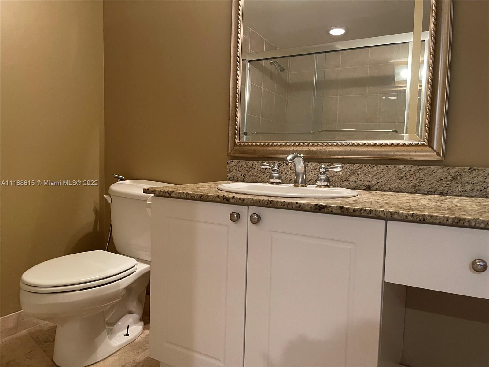 TURNBERRY ON THE GREEN CO - Residential