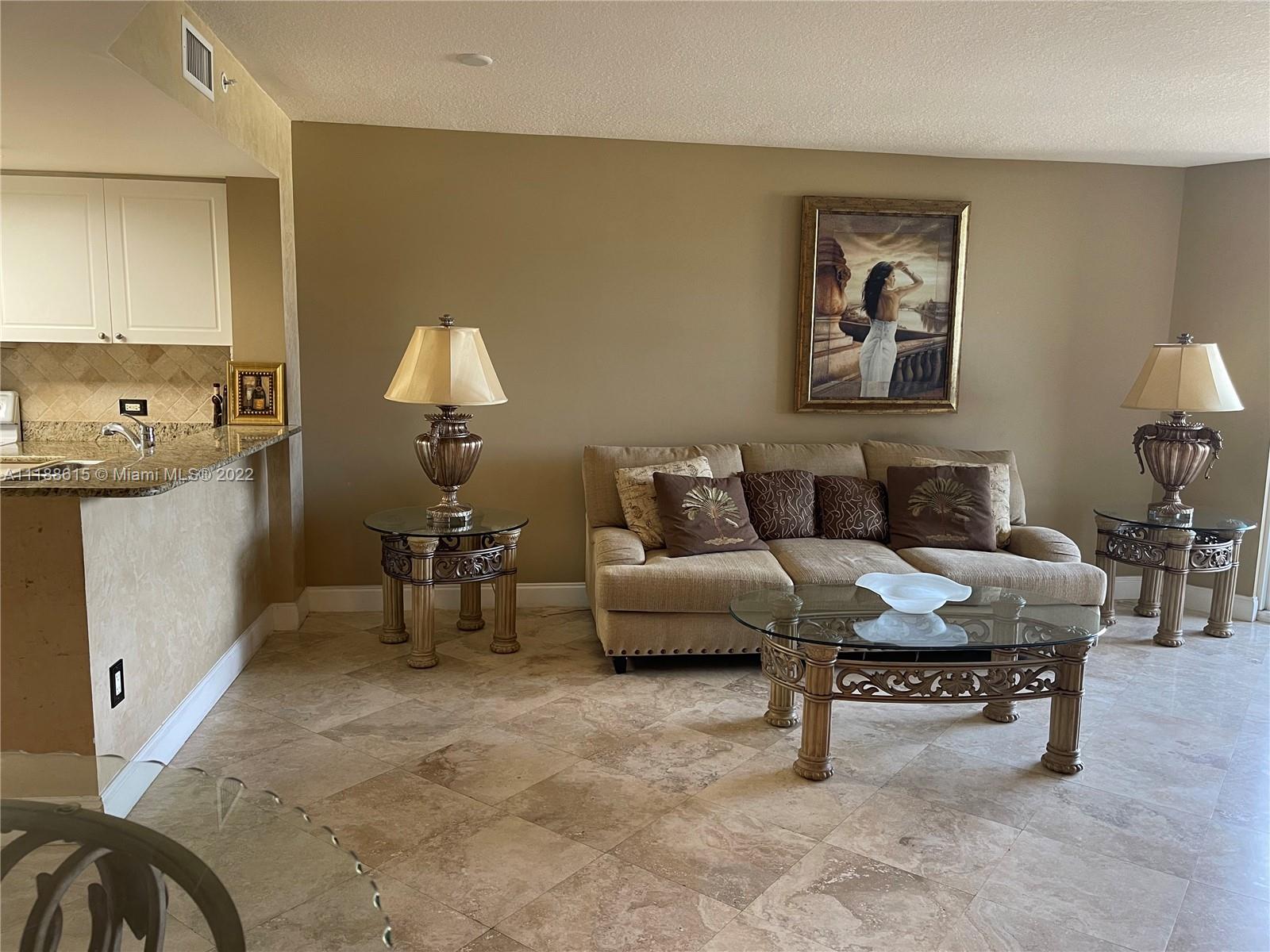 TURNBERRY ON THE GREEN CO - Residential