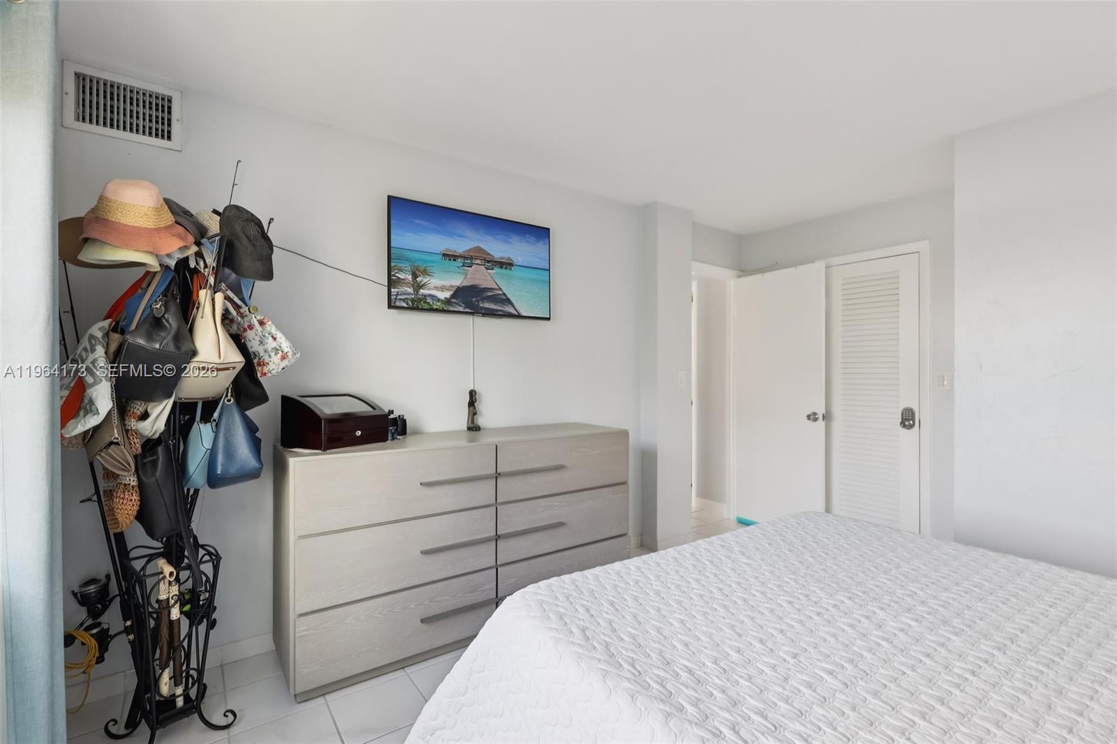 BRICKELL MAR CONDO - Residential