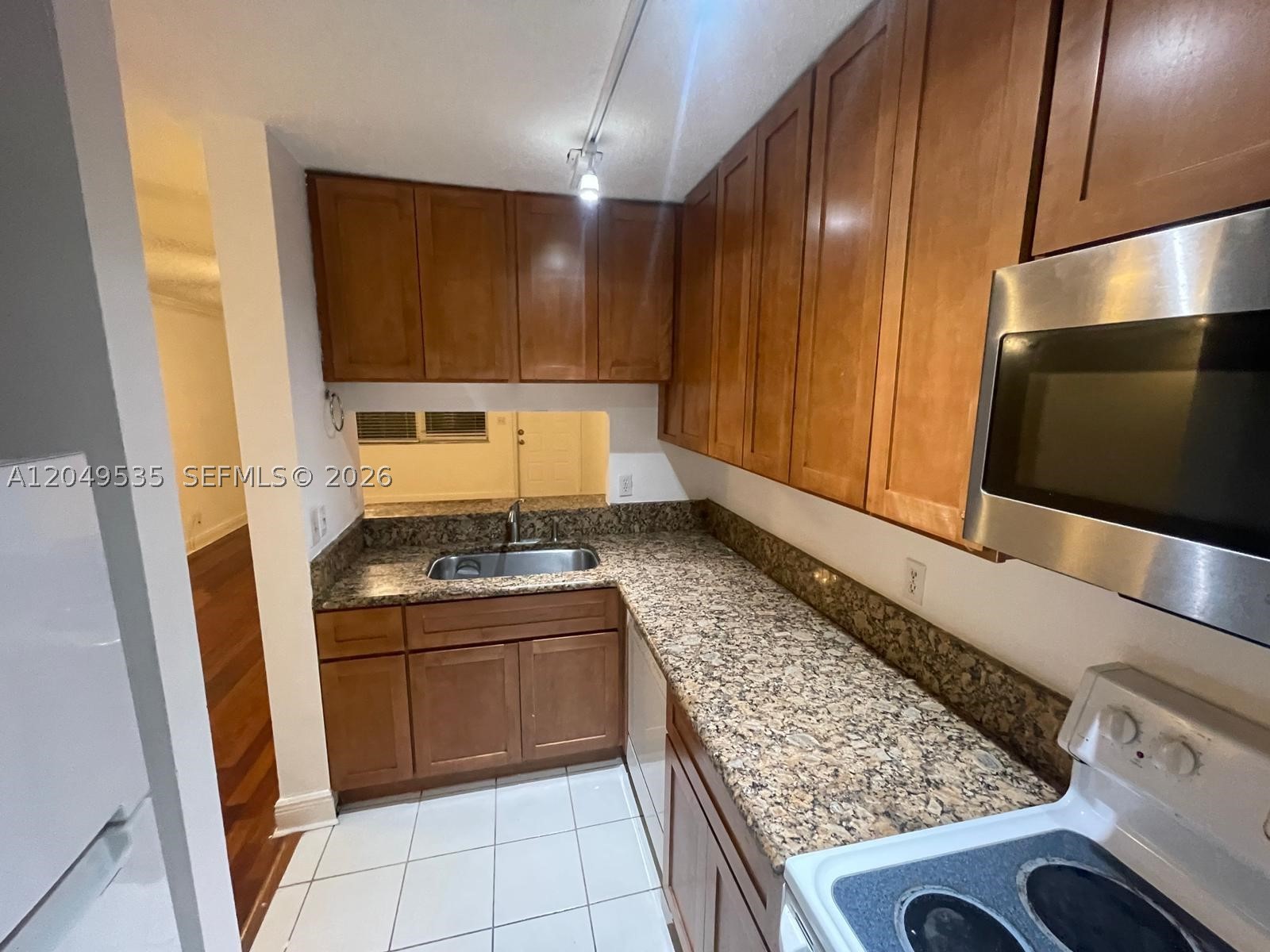 LAKEWOOD VILLAGE OF CORAL - Residential