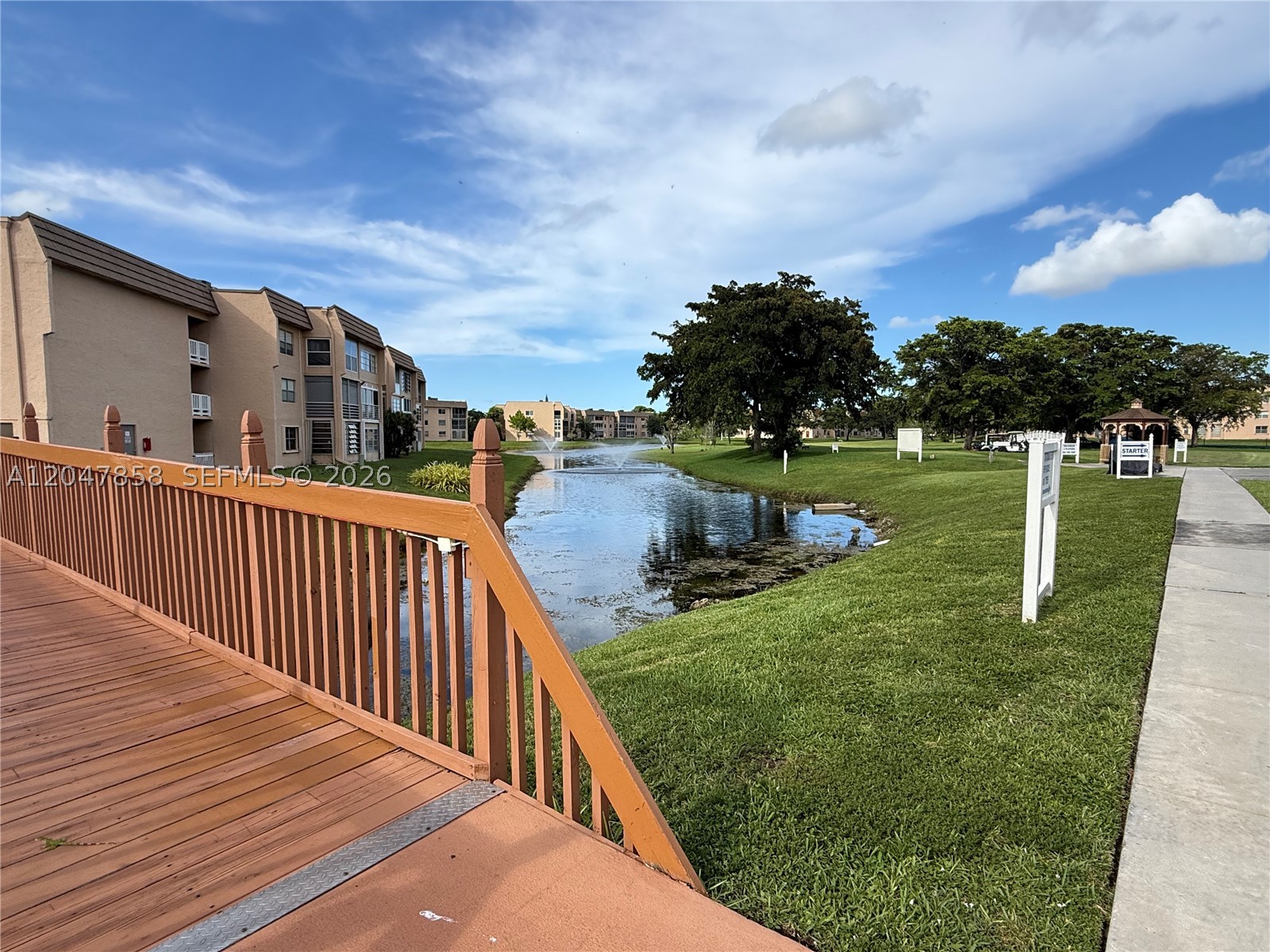 SUNRISE LAKES 110 CONDO - Residential