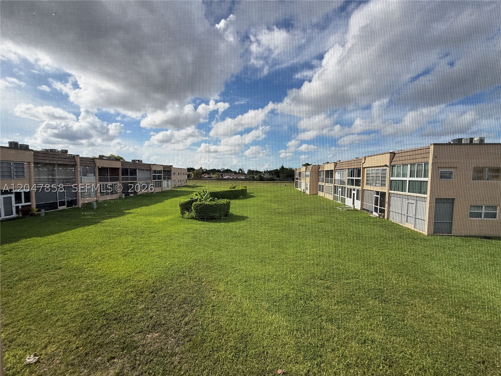 SUNRISE LAKES 110 CONDO - Residential