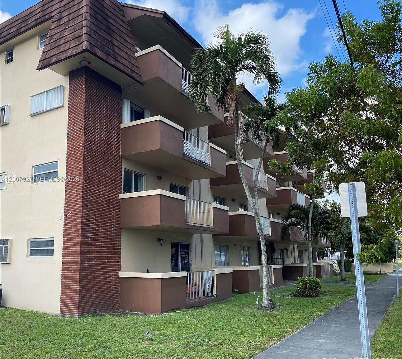 SPRINGS TOWERS CONDO - Residential