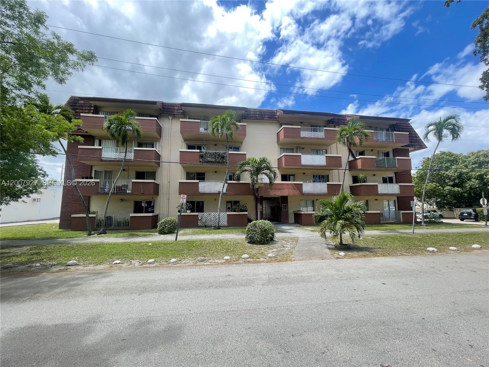 SPRINGS TOWERS CONDO - Residential