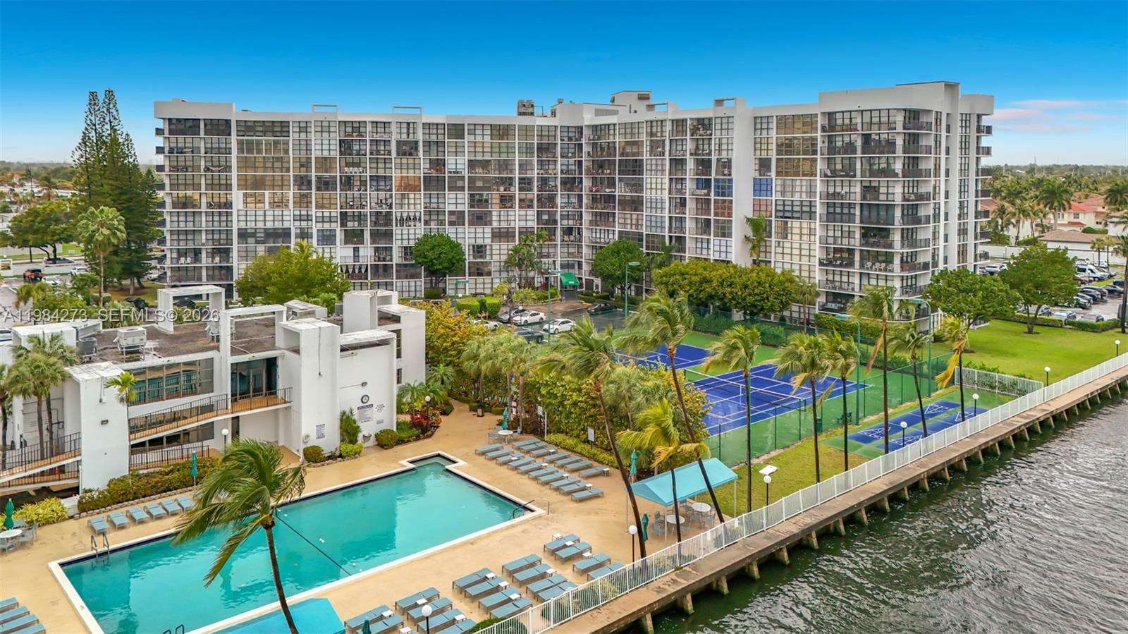 OCEANVIEW PARK CONDO - Residential