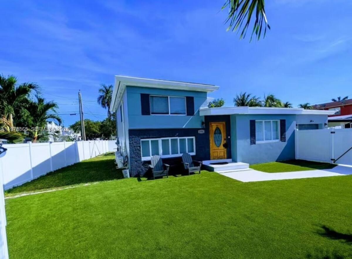 CLAIR LAKE - Residential