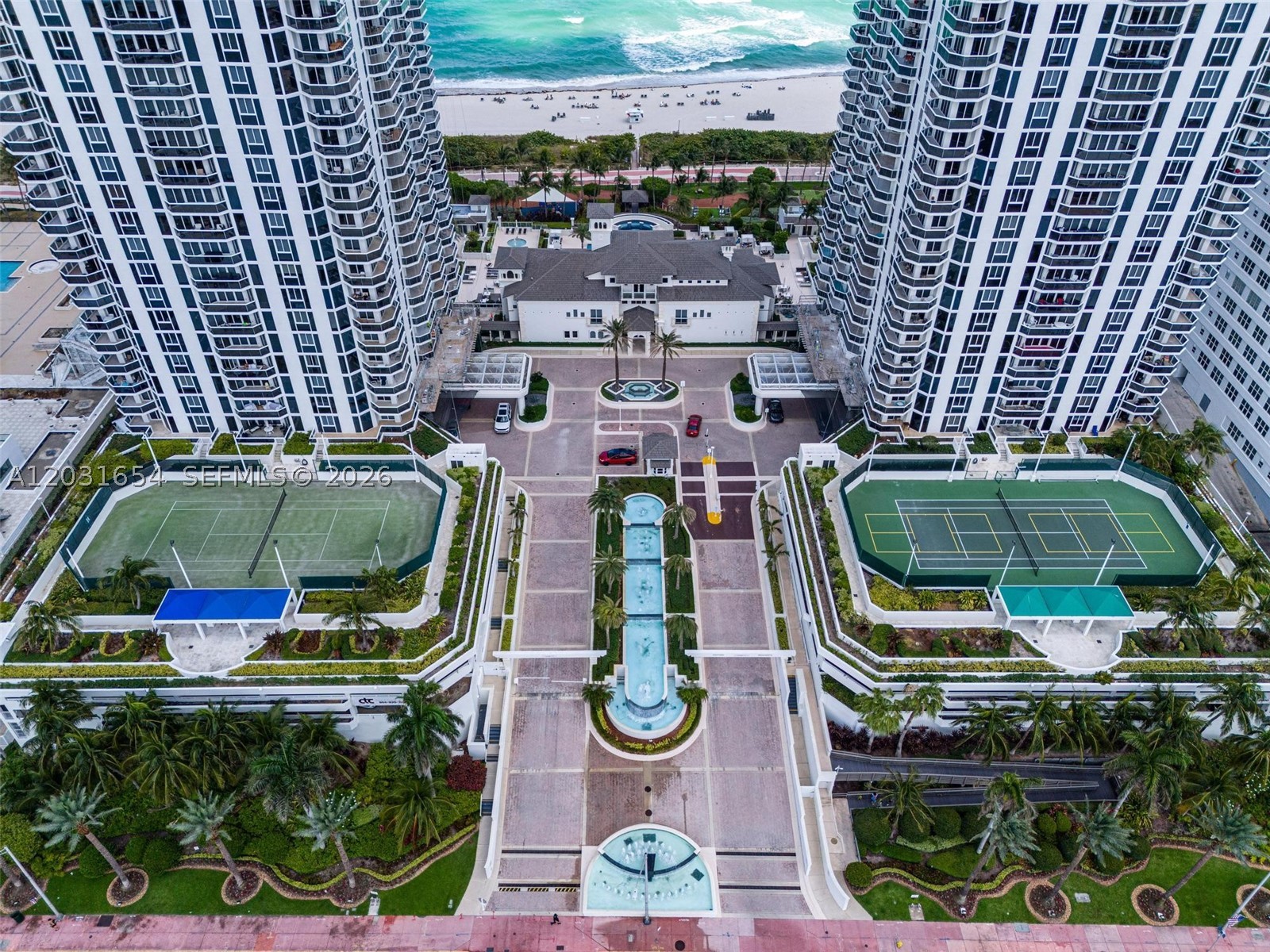 BLUE DIAMOND CONDO - Residential Lease