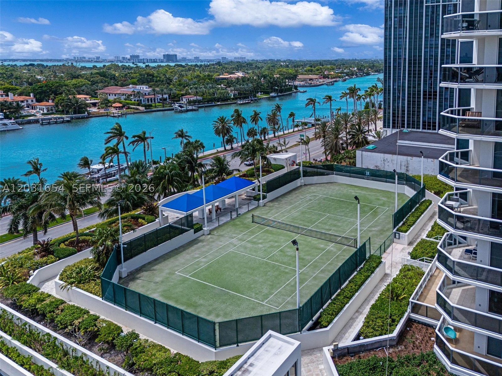 BLUE DIAMOND CONDO - Residential Lease