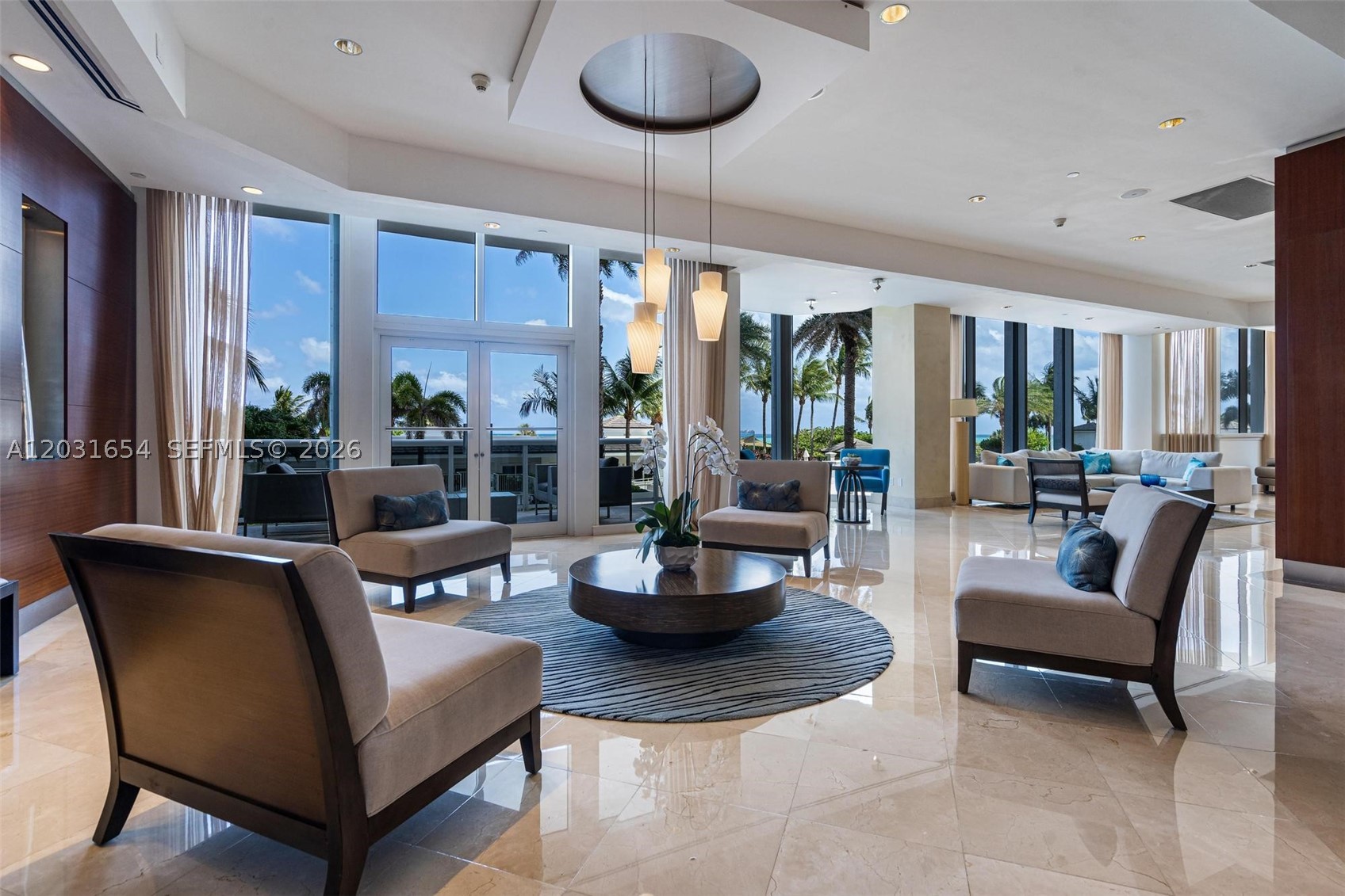 BLUE DIAMOND CONDO - Residential Lease
