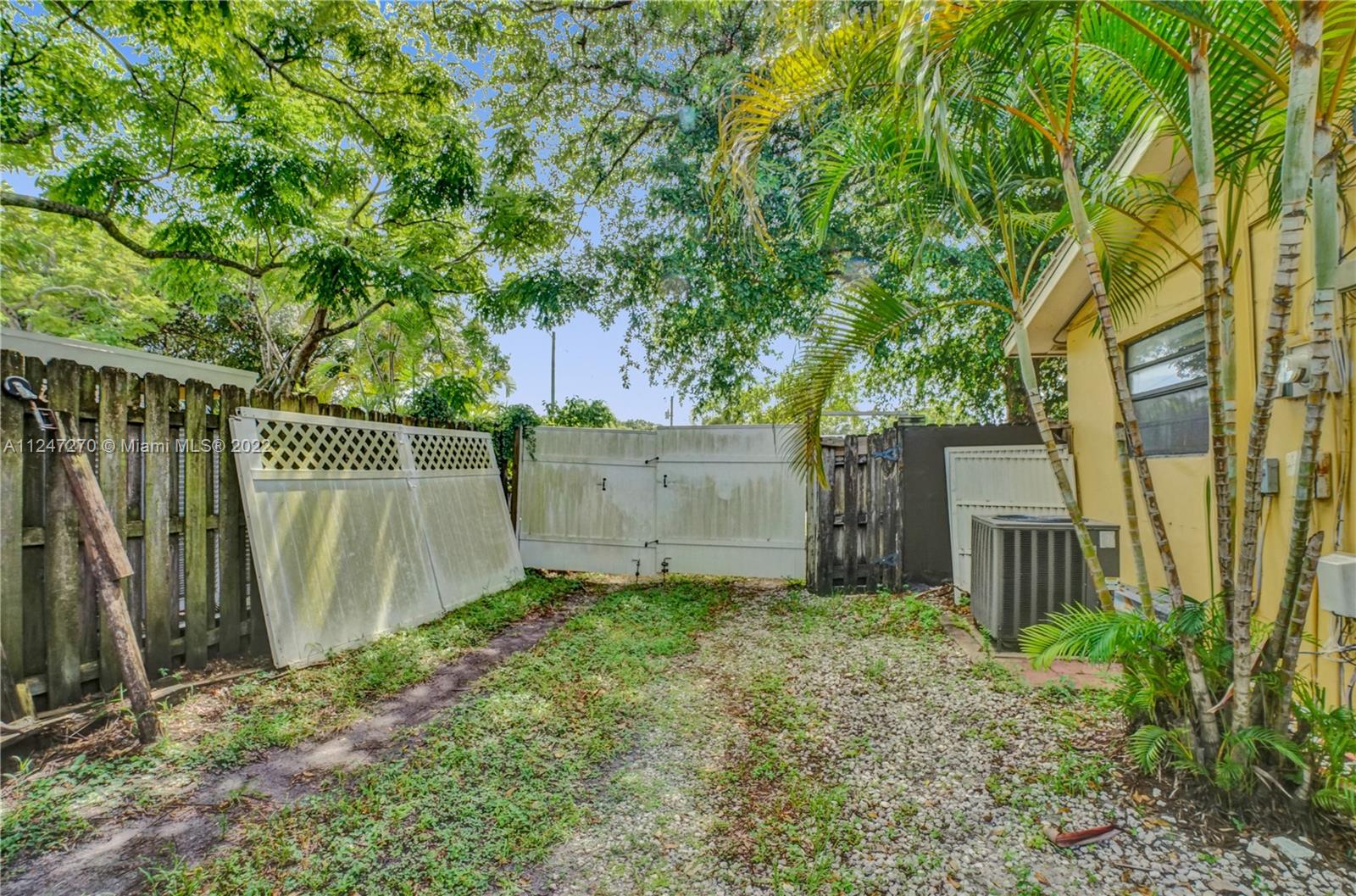 PLANTATION PARK FIFTH ADD - Residential