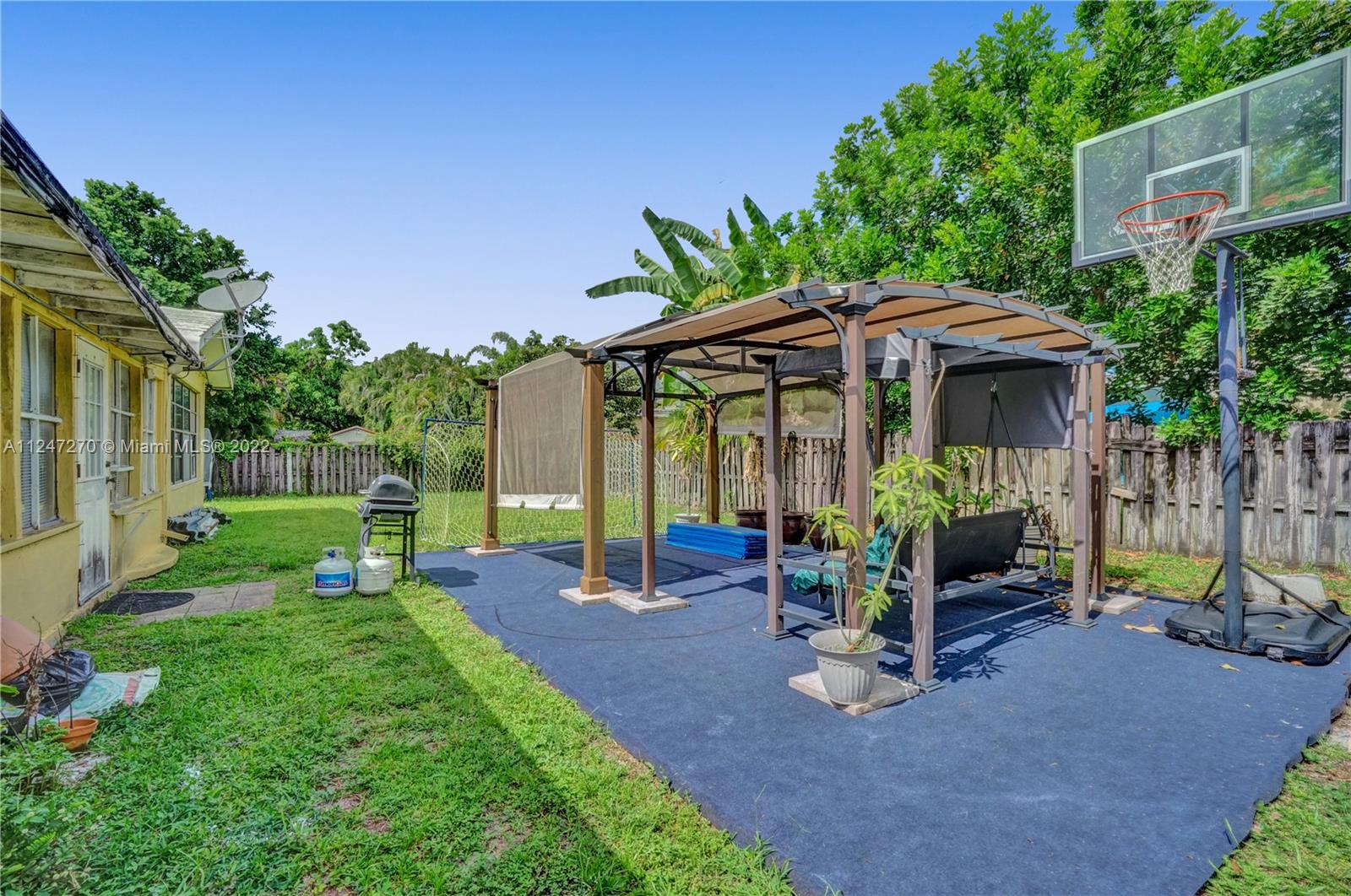 PLANTATION PARK FIFTH ADD - Residential