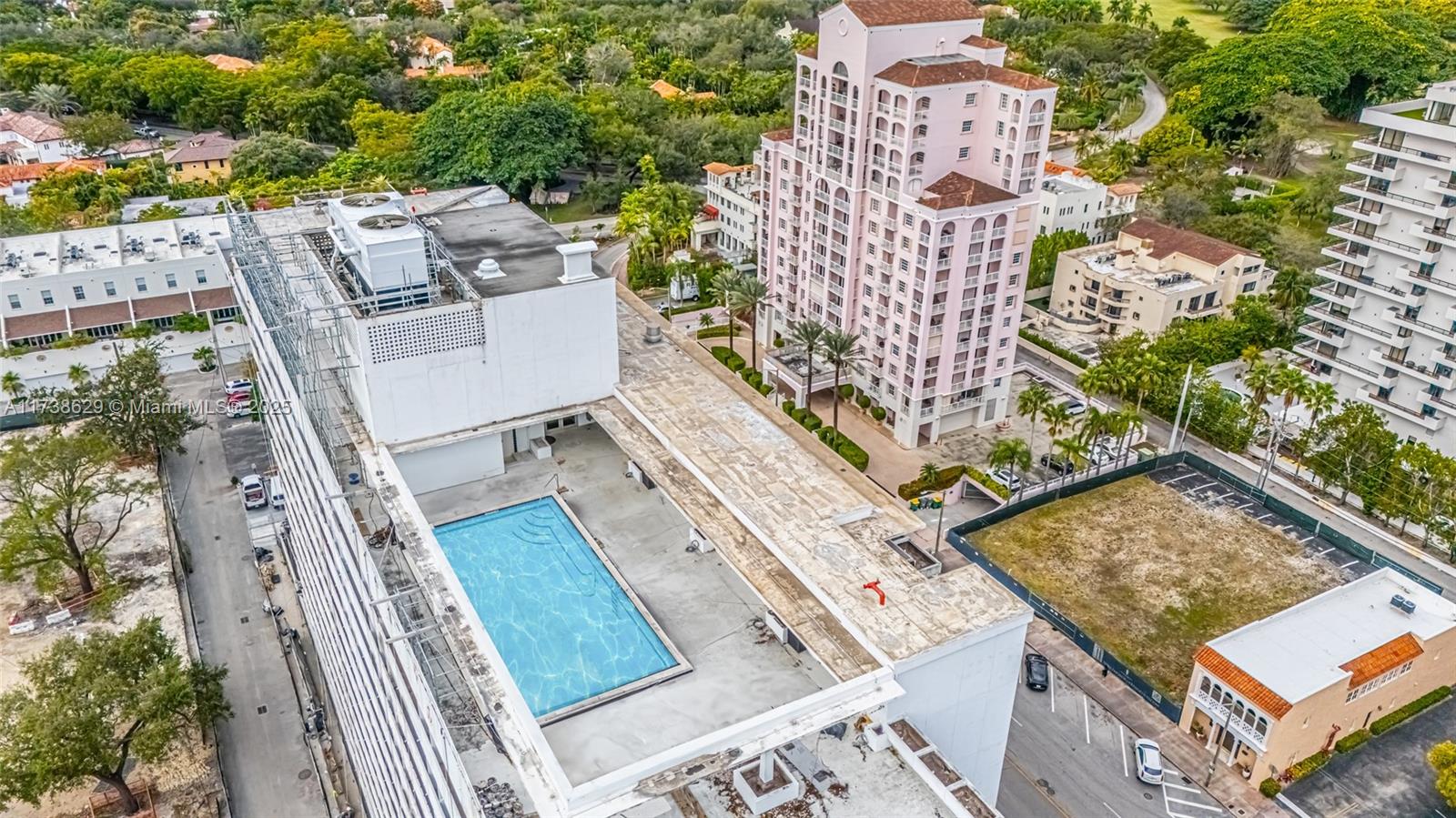 DAVID WILLIAM HOTEL CONDO - Residential