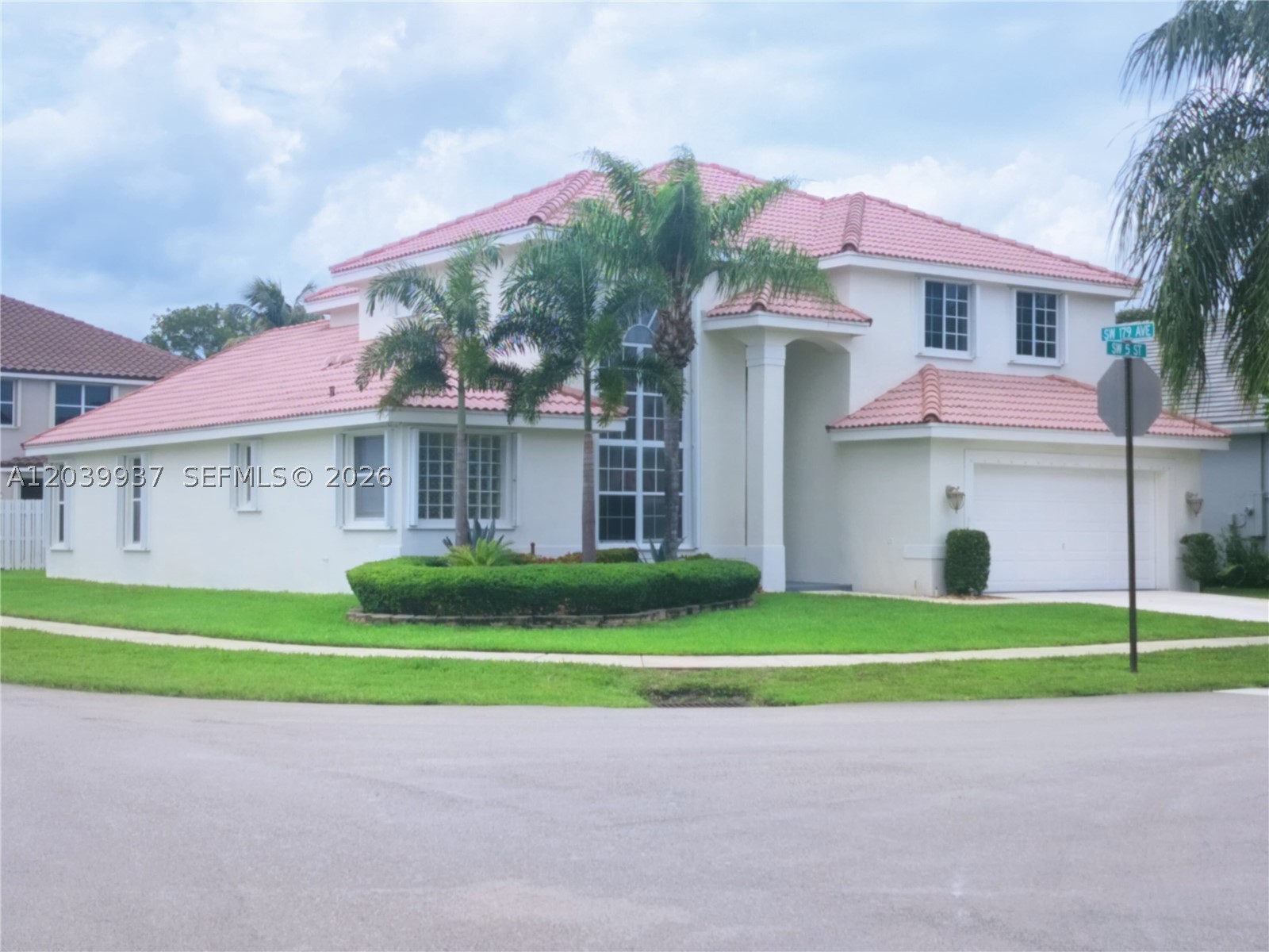 SILVER LAKES AT PEMBROKE - Residential