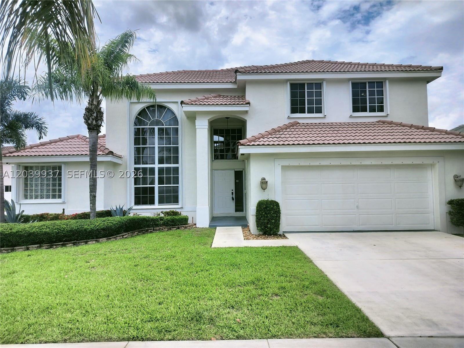 SILVER LAKES AT PEMBROKE - Residential