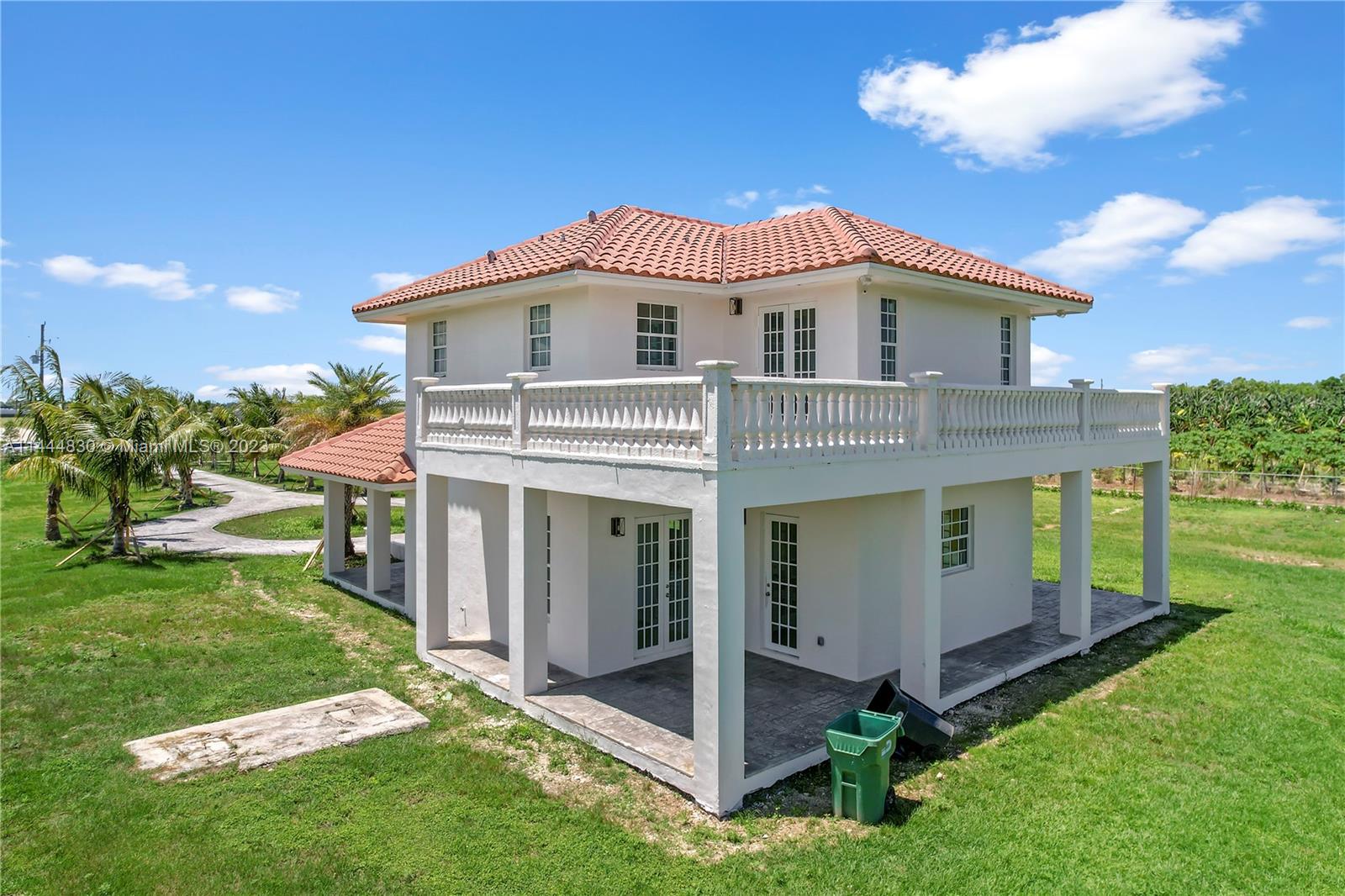 REDLAND 20 ACRES W/ HOME - Residential