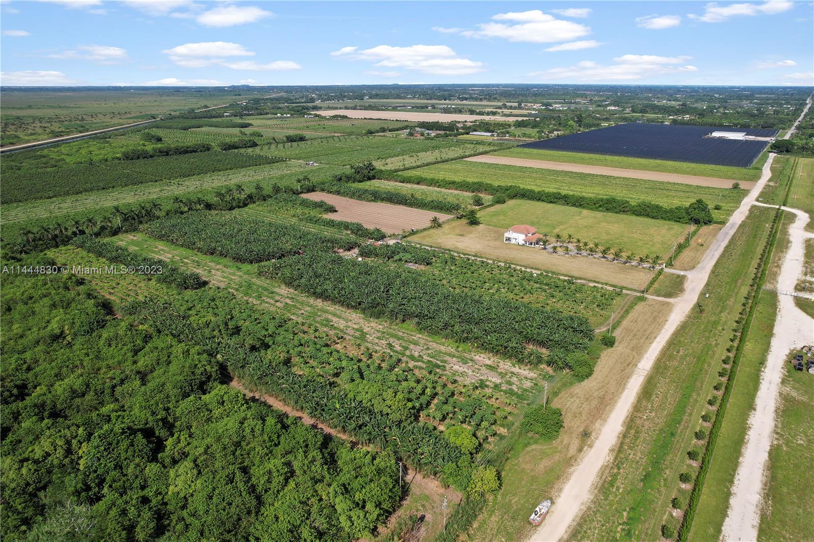 REDLAND 20 ACRES W/ HOME - Residential
