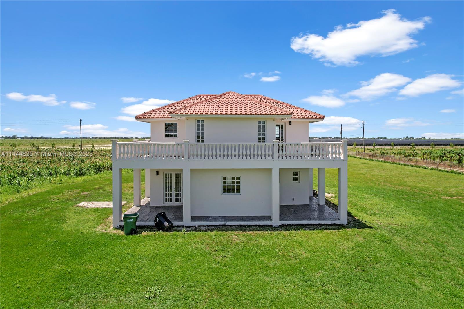 REDLAND 20 ACRES W/ HOME - Residential