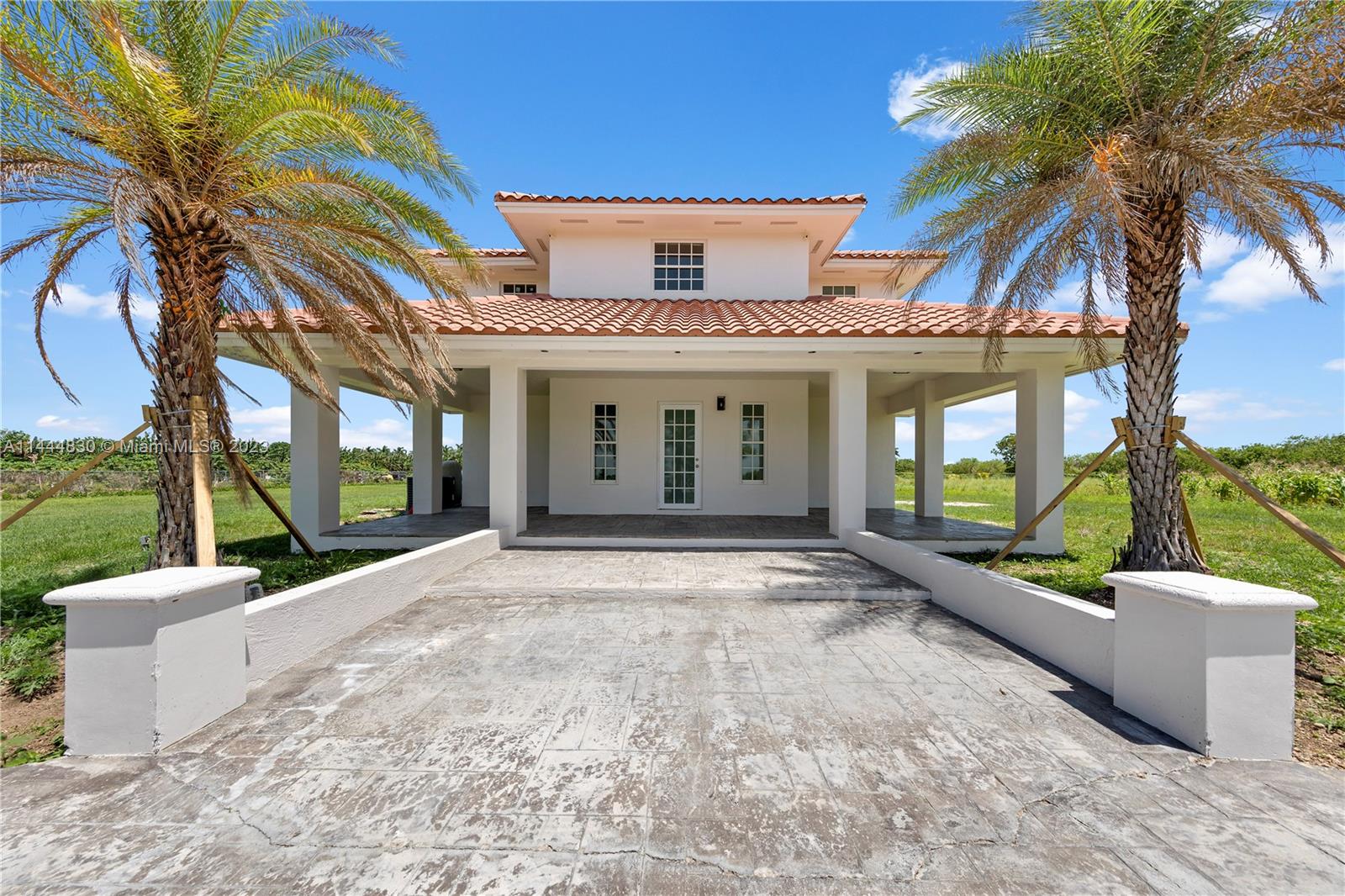 REDLAND 20 ACRES W/ HOME - Residential