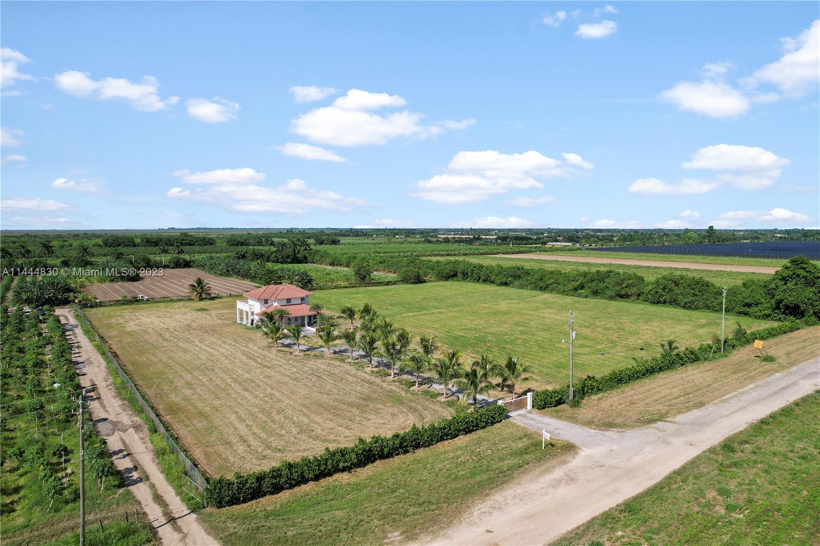 REDLAND 20 ACRES W/ HOME - Residential