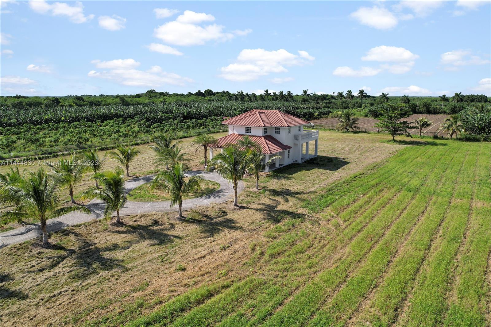 REDLAND 20 ACRES W/ HOME - Residential