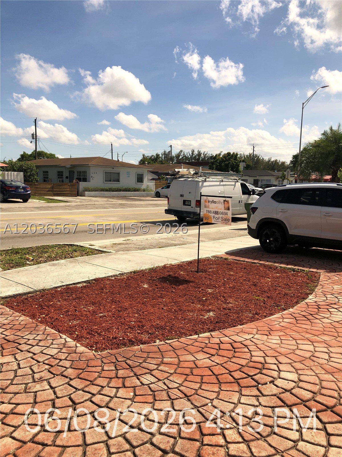 HIALEAH 13TH ADDN AMD PL - Residential Income