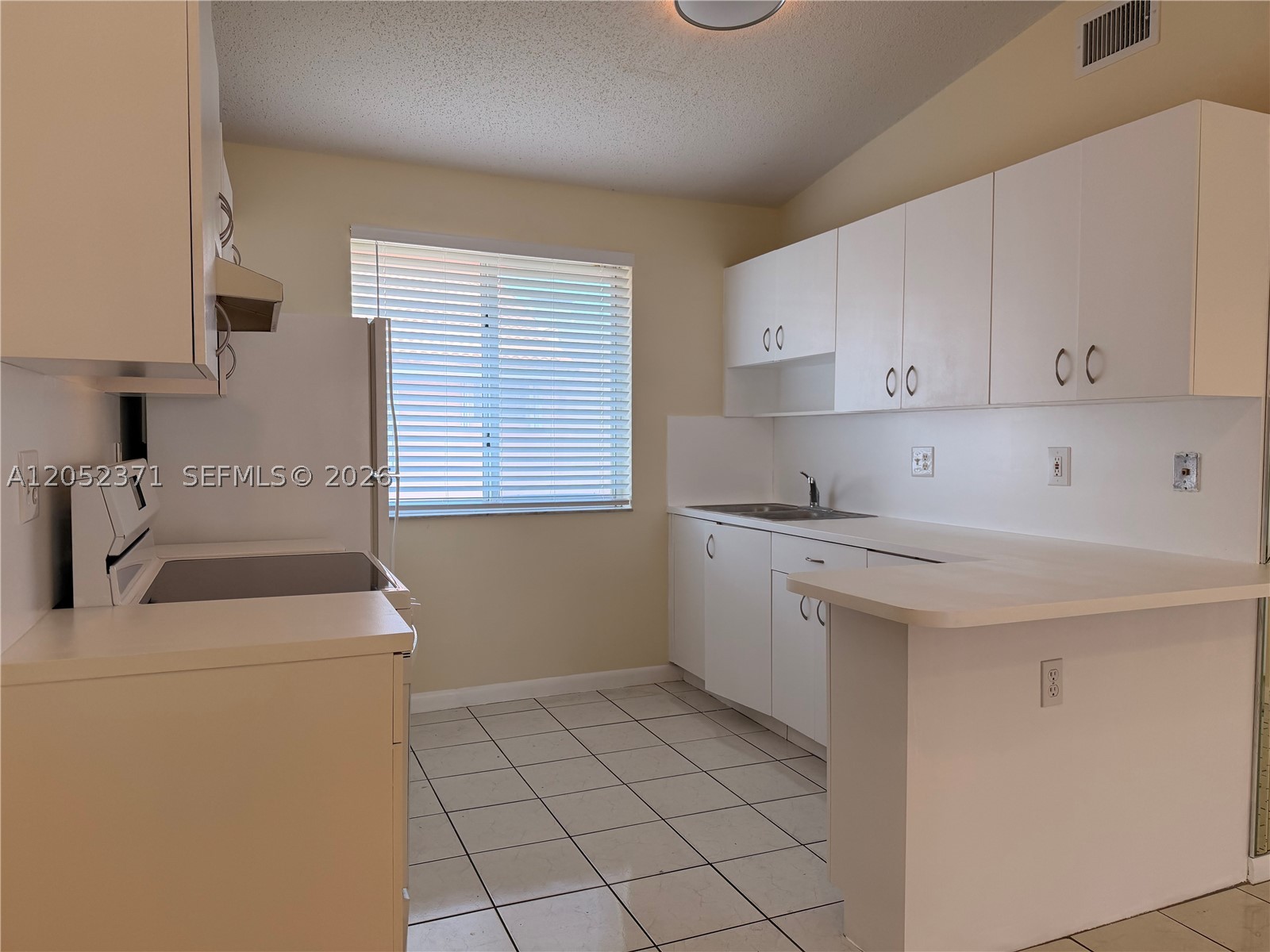 DORAL COURT CONDO - Residential Lease