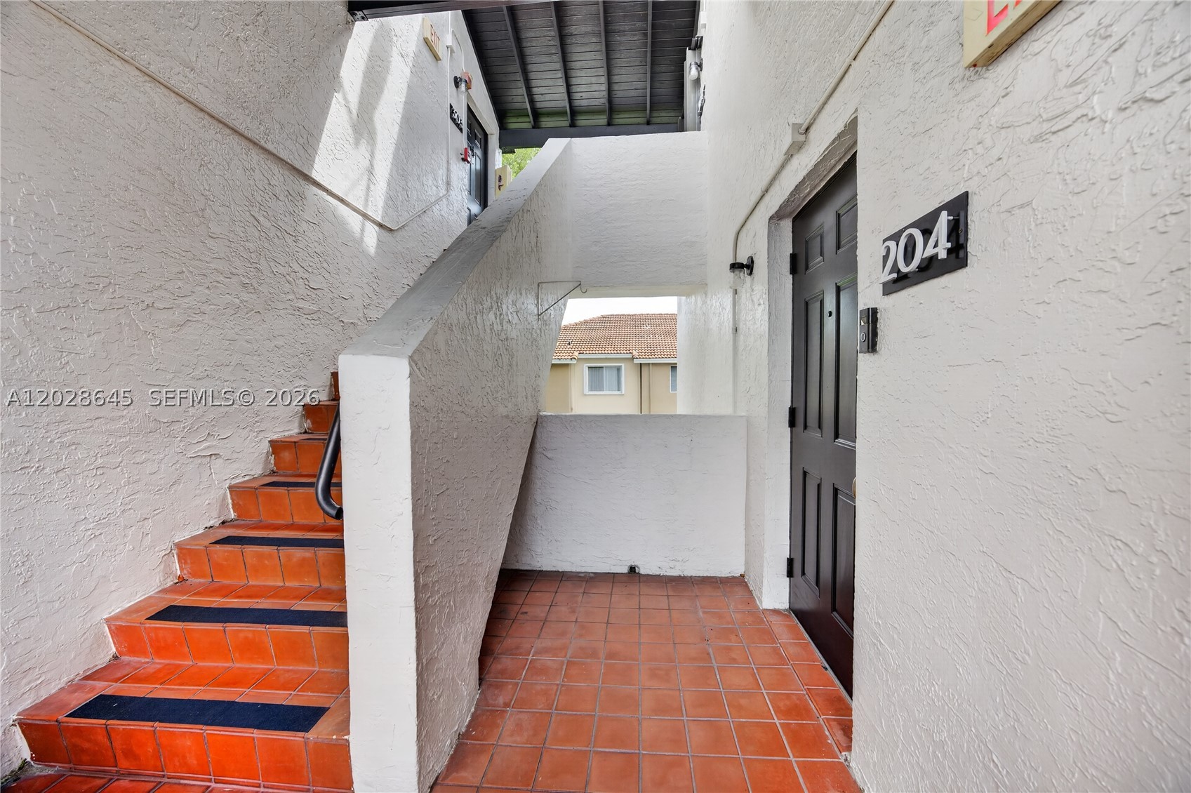 LYNBROOK COURT CONDO PH II - Residential