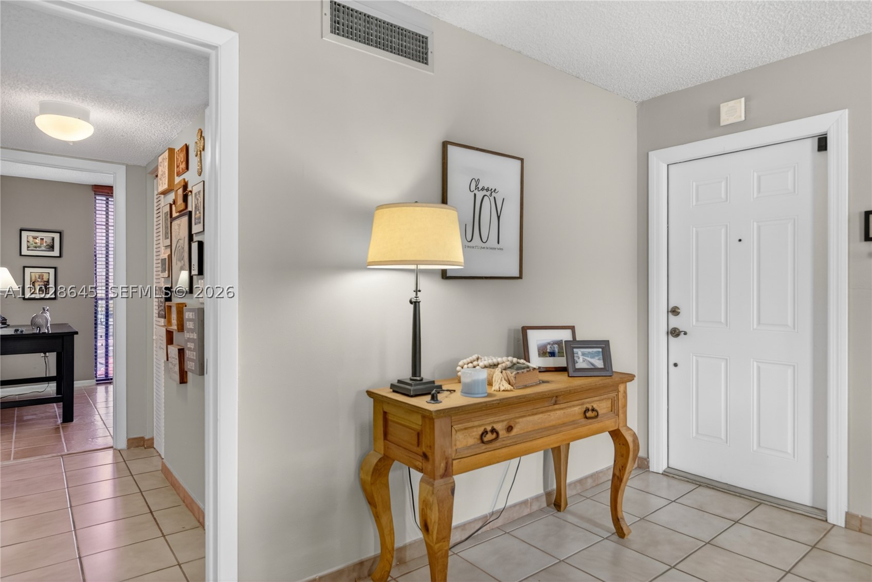 LYNBROOK COURT CONDO PH II - Residential