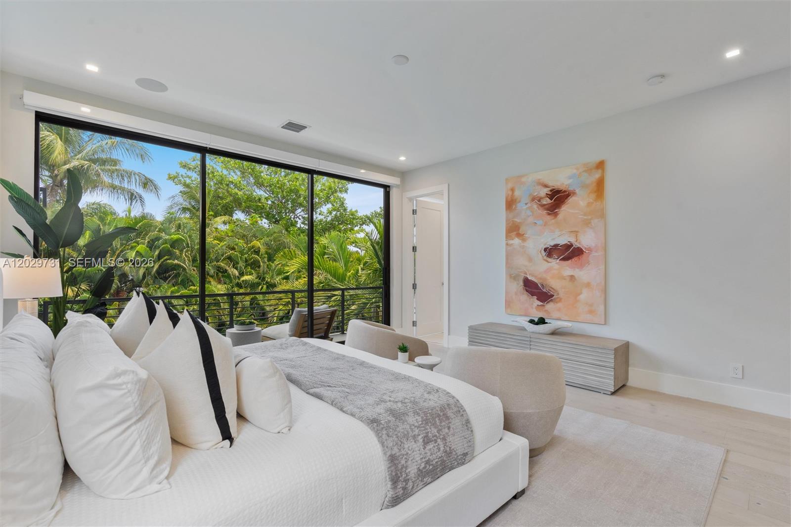 KENMONT FIRST ADD - Residential