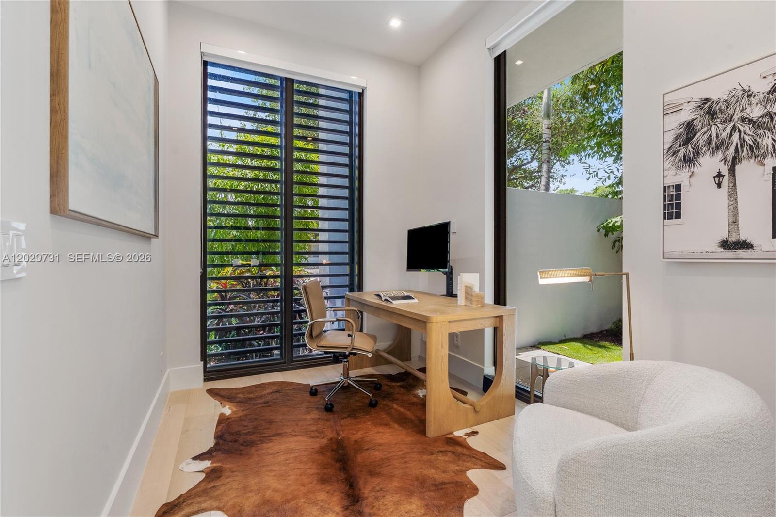 KENMONT FIRST ADD - Residential
