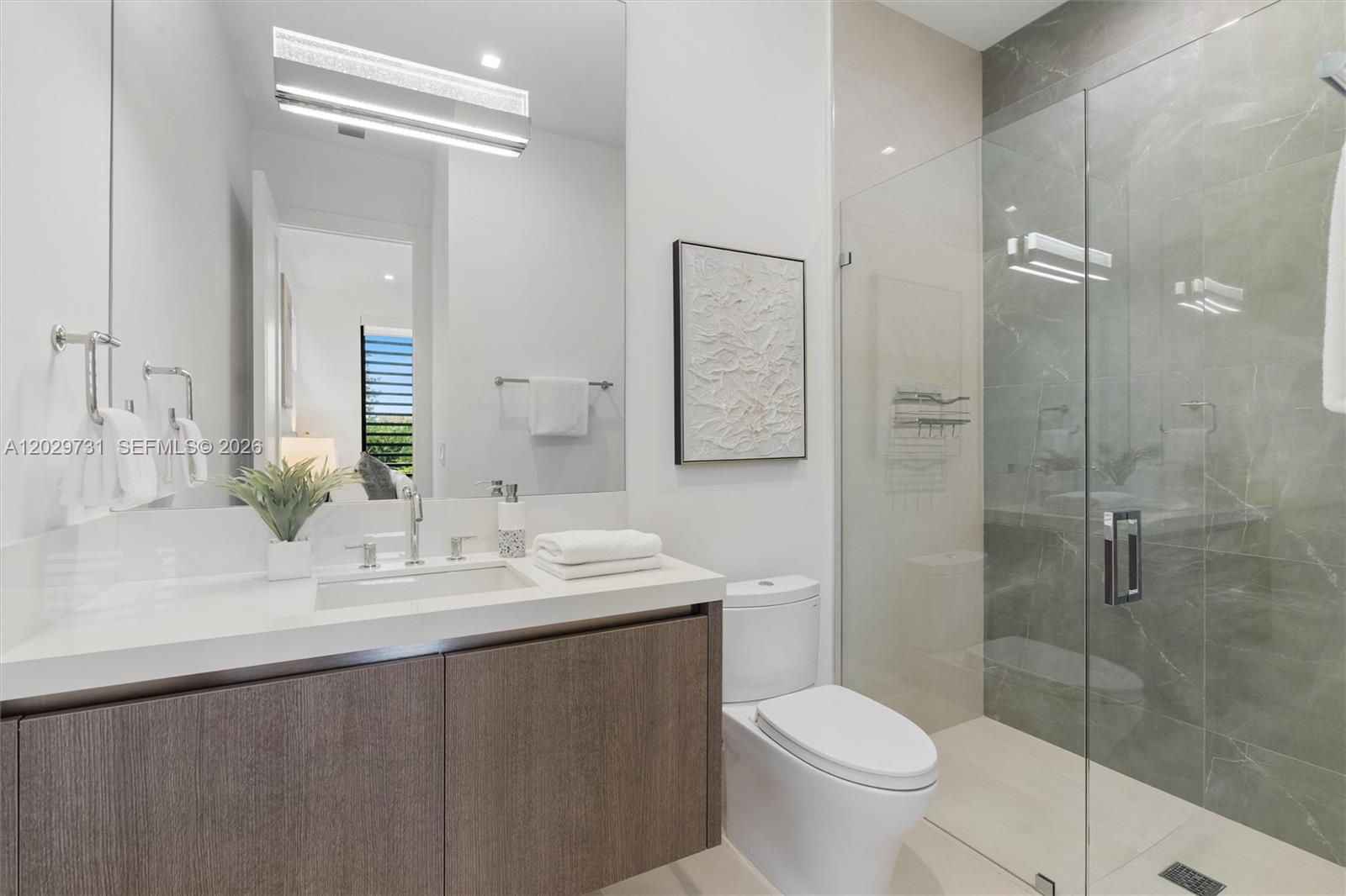 KENMONT FIRST ADD - Residential