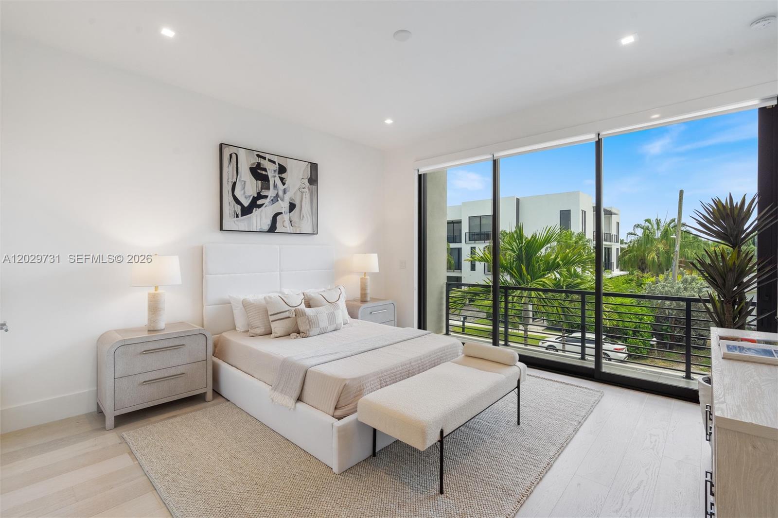 KENMONT FIRST ADD - Residential