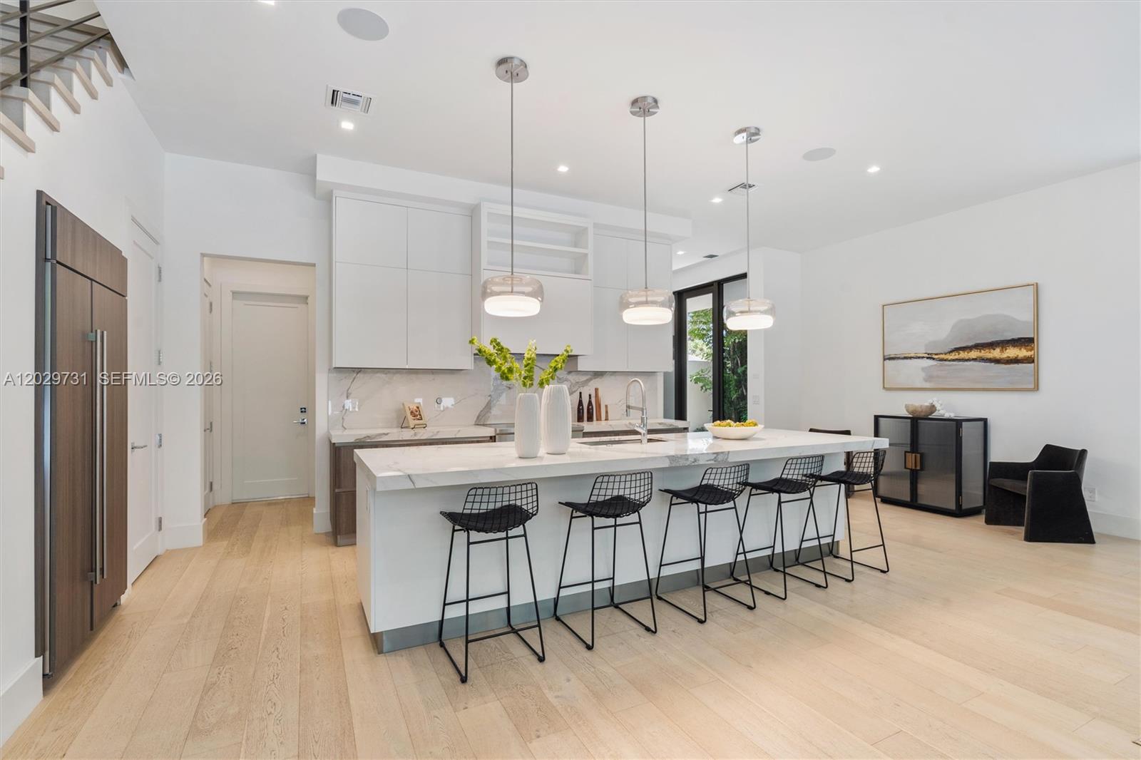 KENMONT FIRST ADD - Residential
