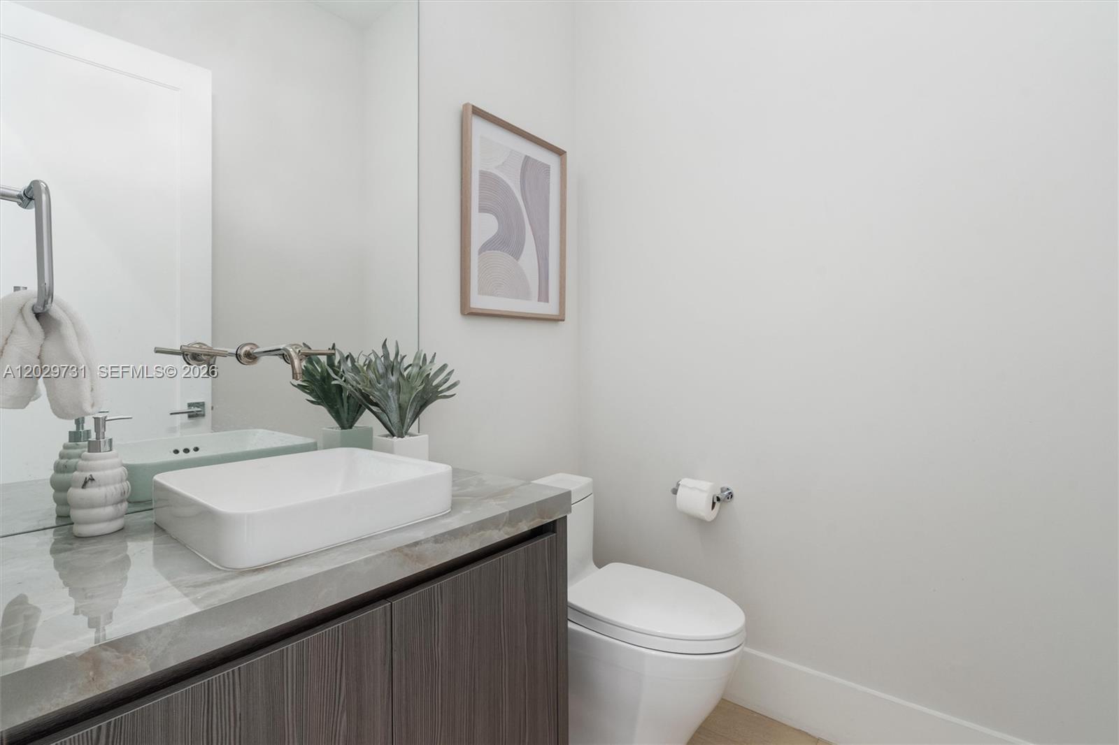 KENMONT FIRST ADD - Residential