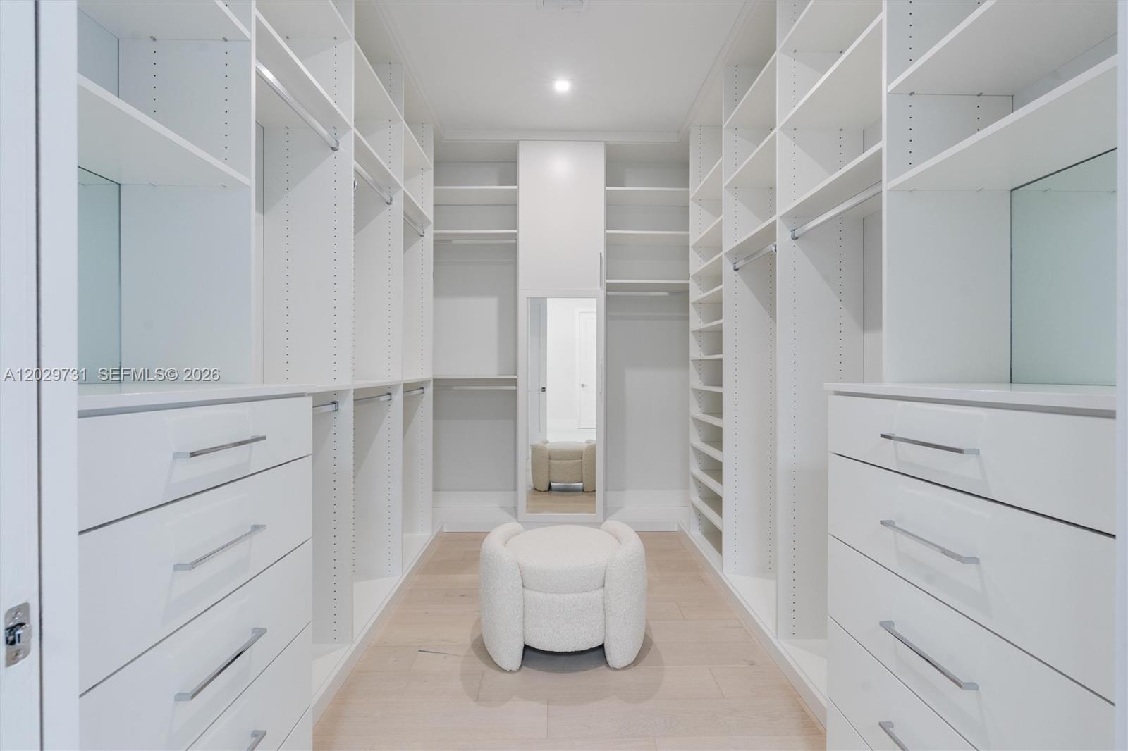 KENMONT FIRST ADD - Residential