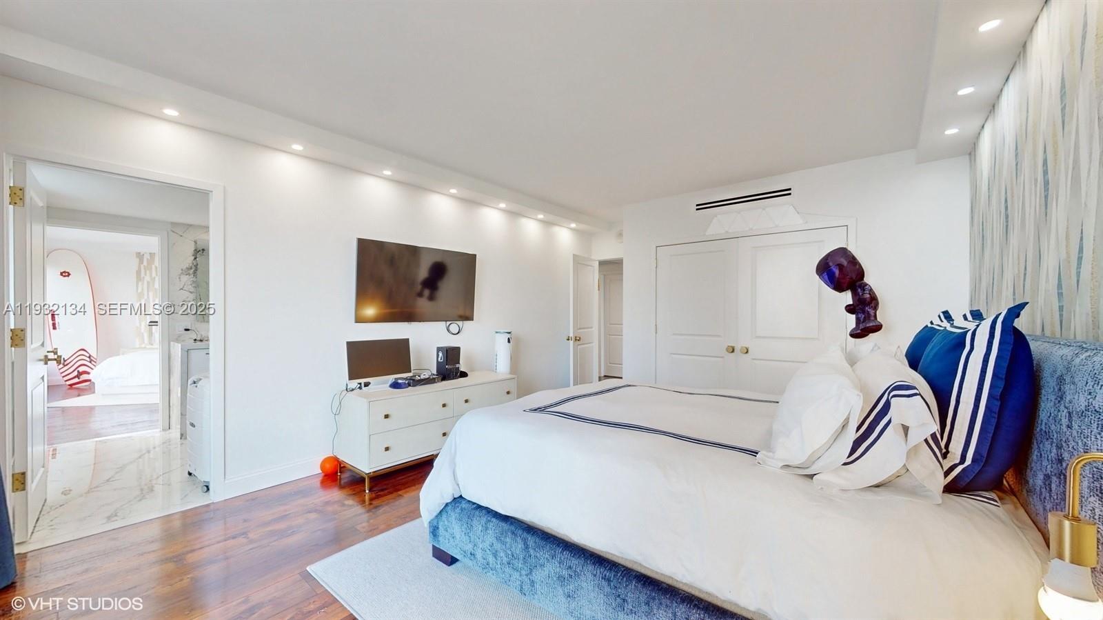 BAL HARBOUR 101 CONDO - Residential