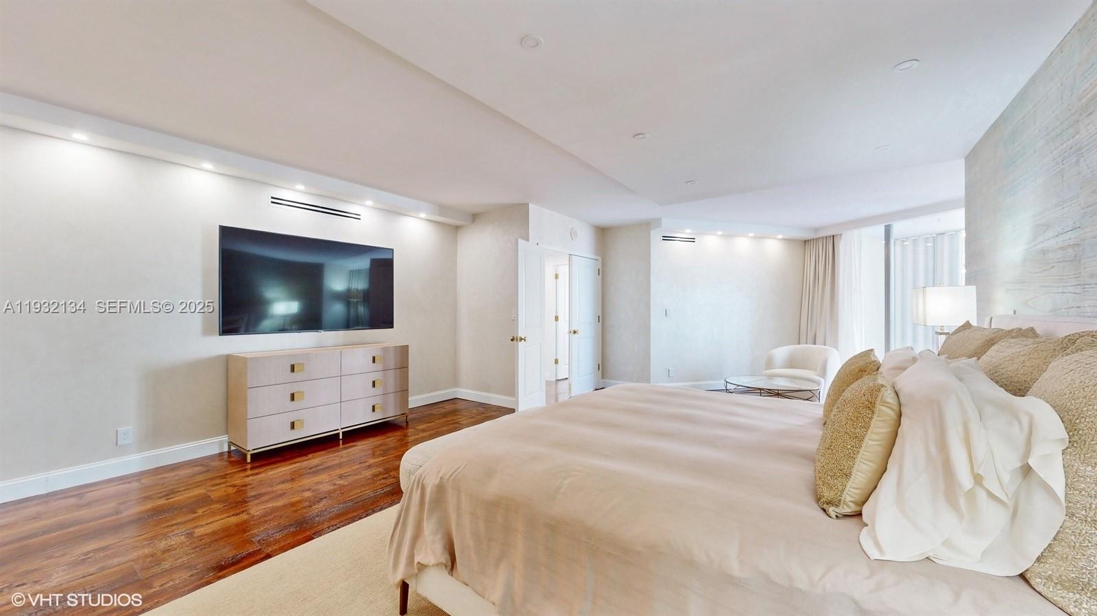 BAL HARBOUR 101 CONDO - Residential