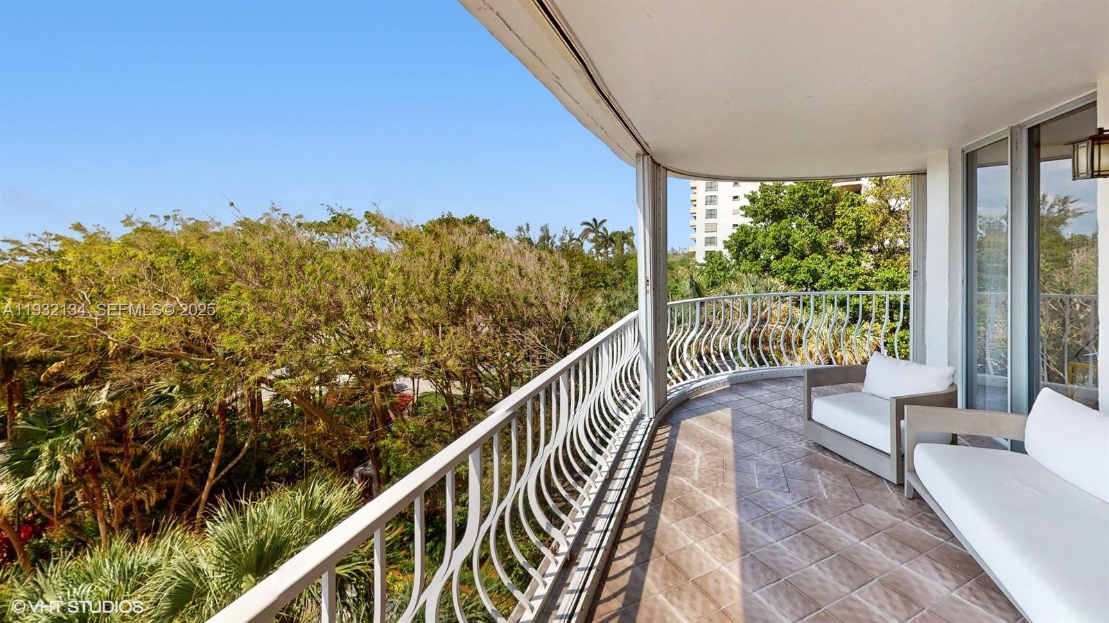 BAL HARBOUR 101 CONDO - Residential